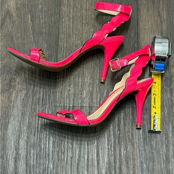 Jessica Simpson Pink Scallop Heels | Size 7M / 37 | Strappy Open Toe - Picture 8 of 12